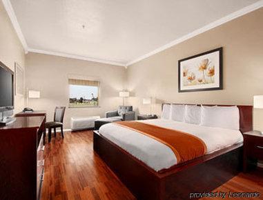 Lone Star Inn & Suites Groesbeck Dış mekan fotoğraf